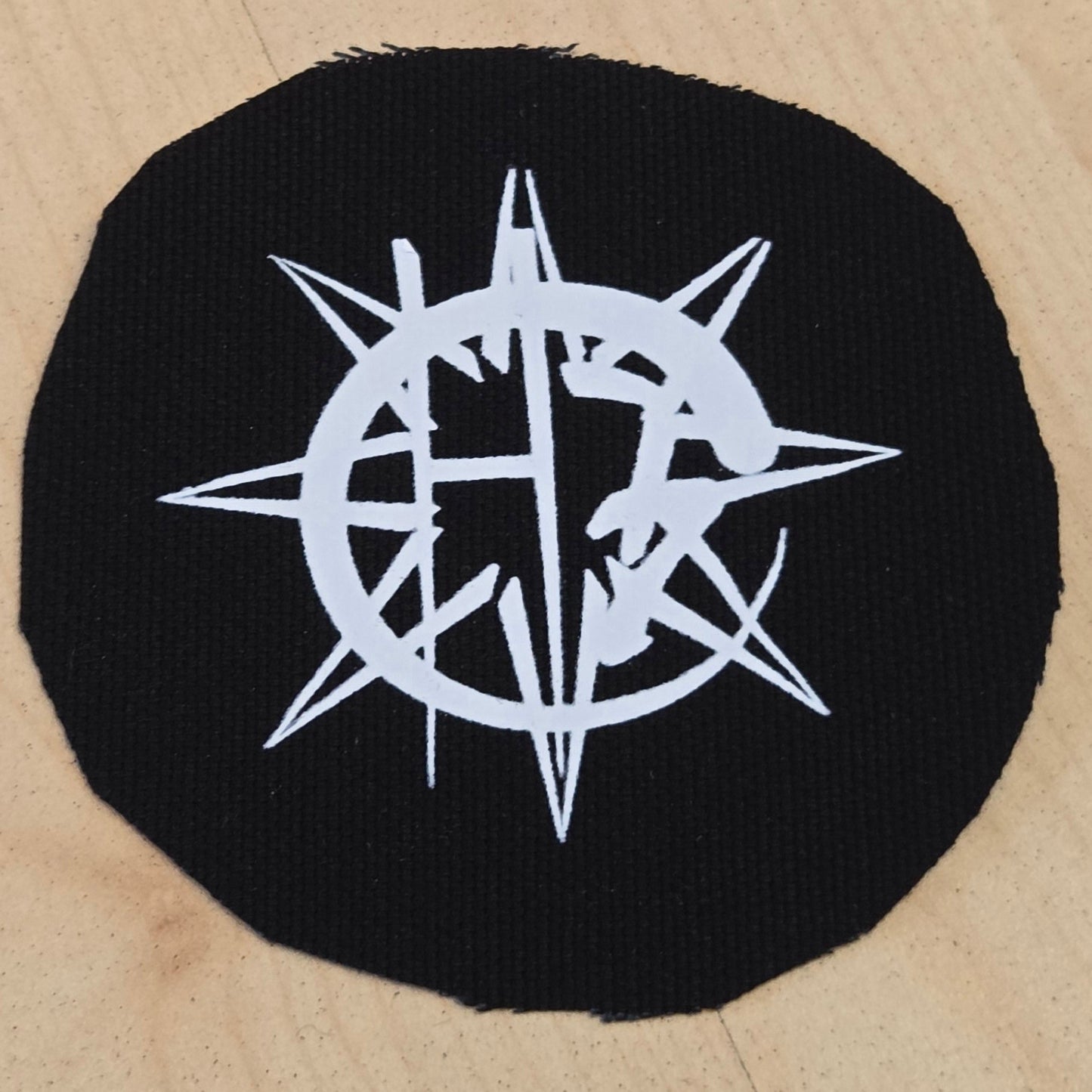 Charta 77 - Symbol (vit) (tygpatch)